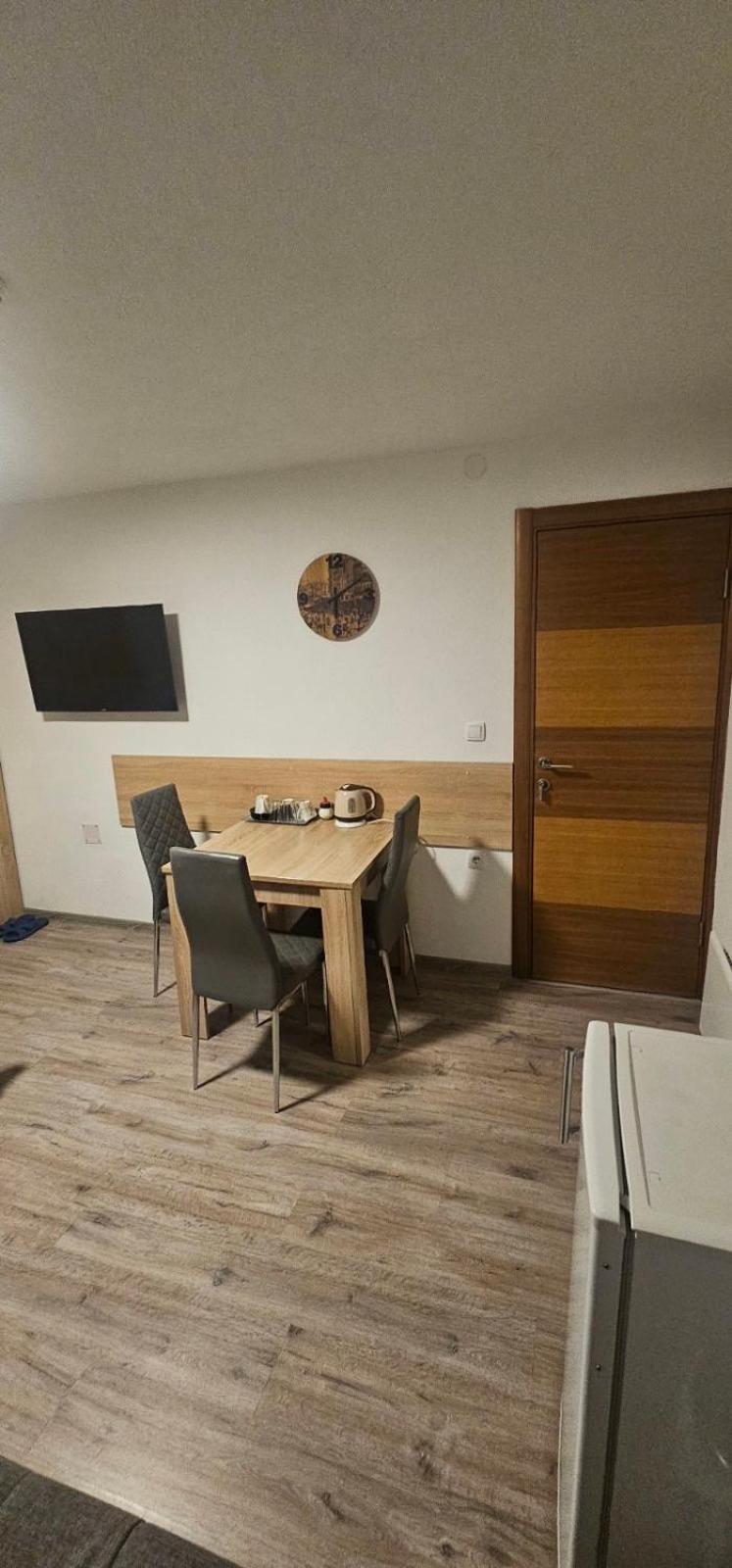 Apartmani Vesto Banja Luka Exterior photo